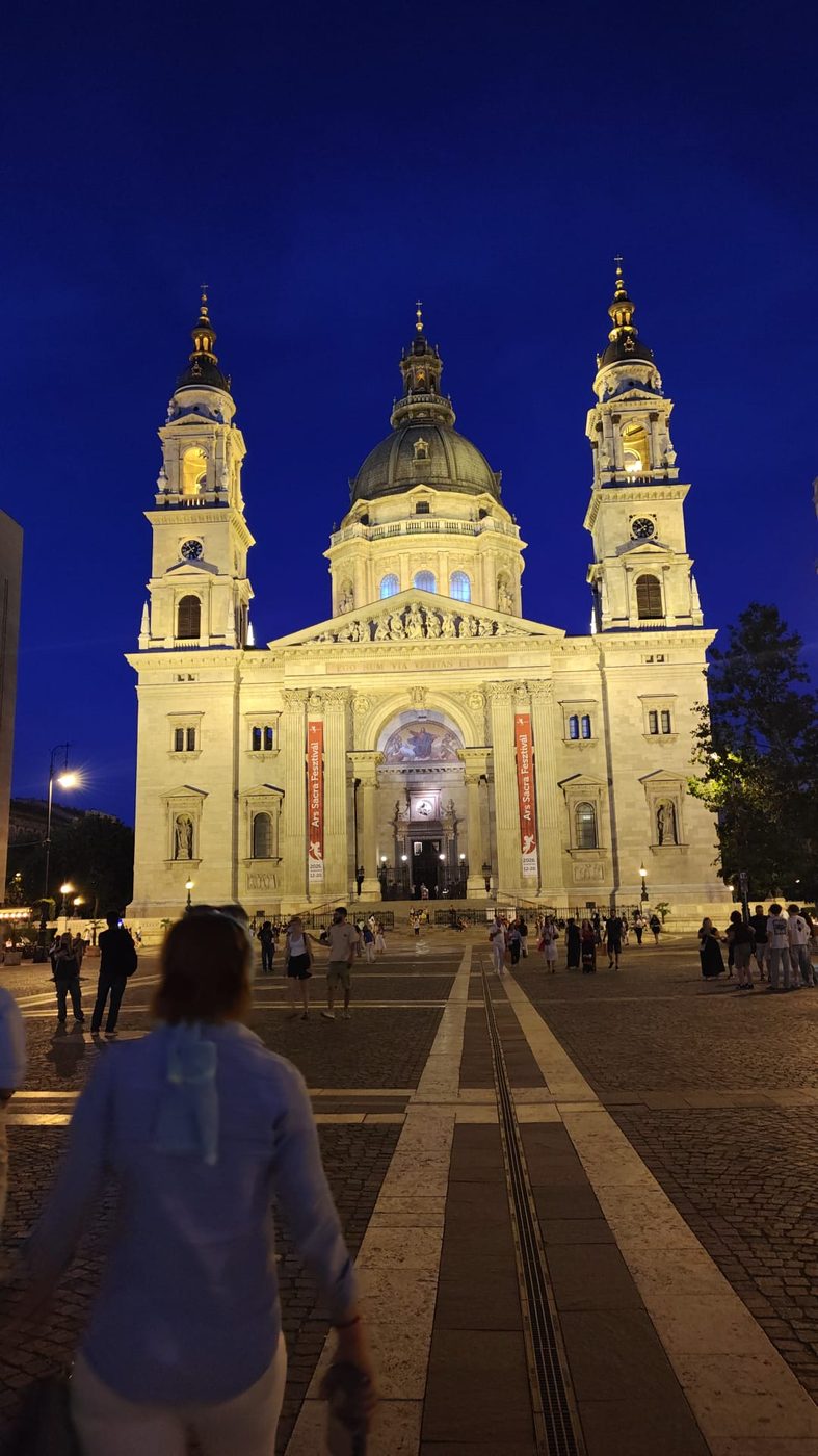 St Stephen's Basilica at dusk